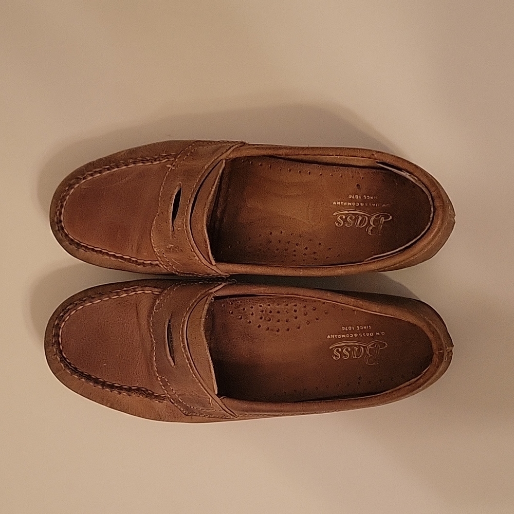 Bass Weejuns Waylon leather loafers leather sole leather insole size 6.5